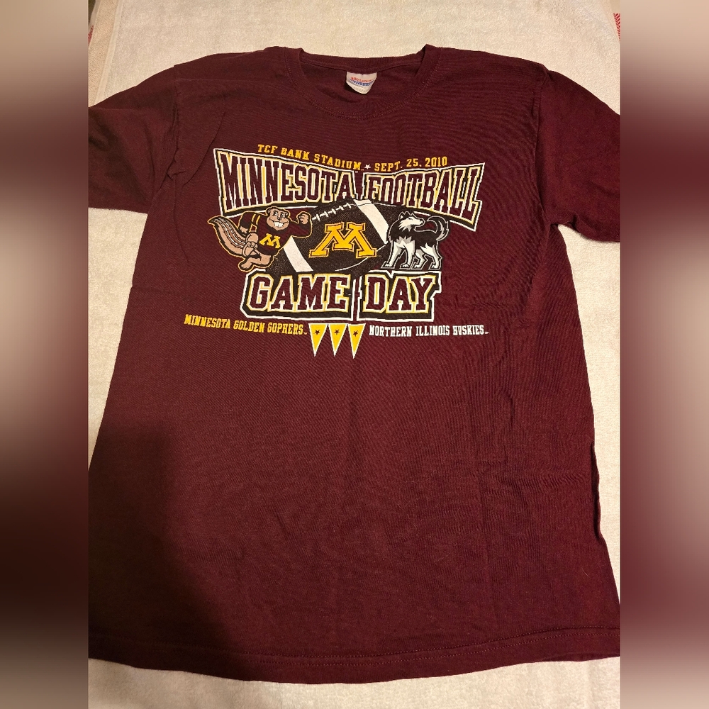 Vintage Minnesota Football T Shirt